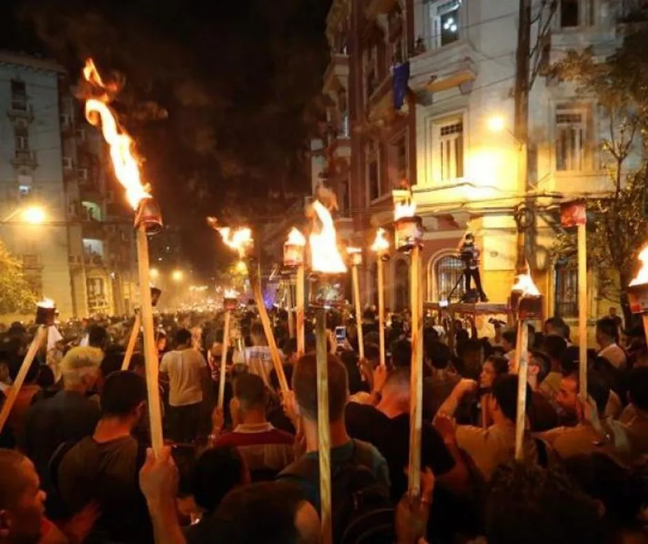 1_20250902_160438_0000