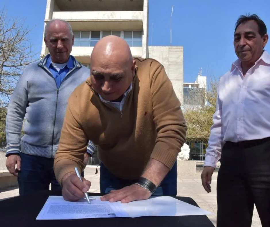 1_20250829_141546_0000