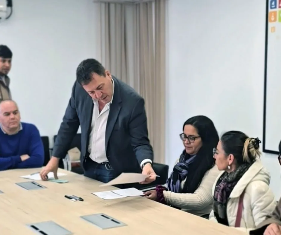 1_20251029_193757_0000