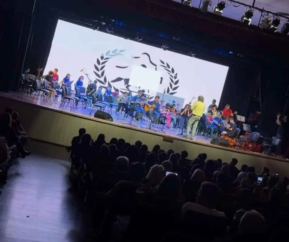 Copia de PLANTILLA IMAGEN PORTAL Y REDES_20251123_183308_0000