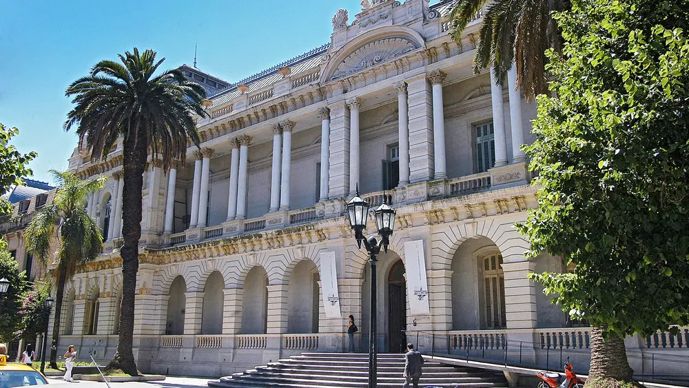 unr-derecho_02